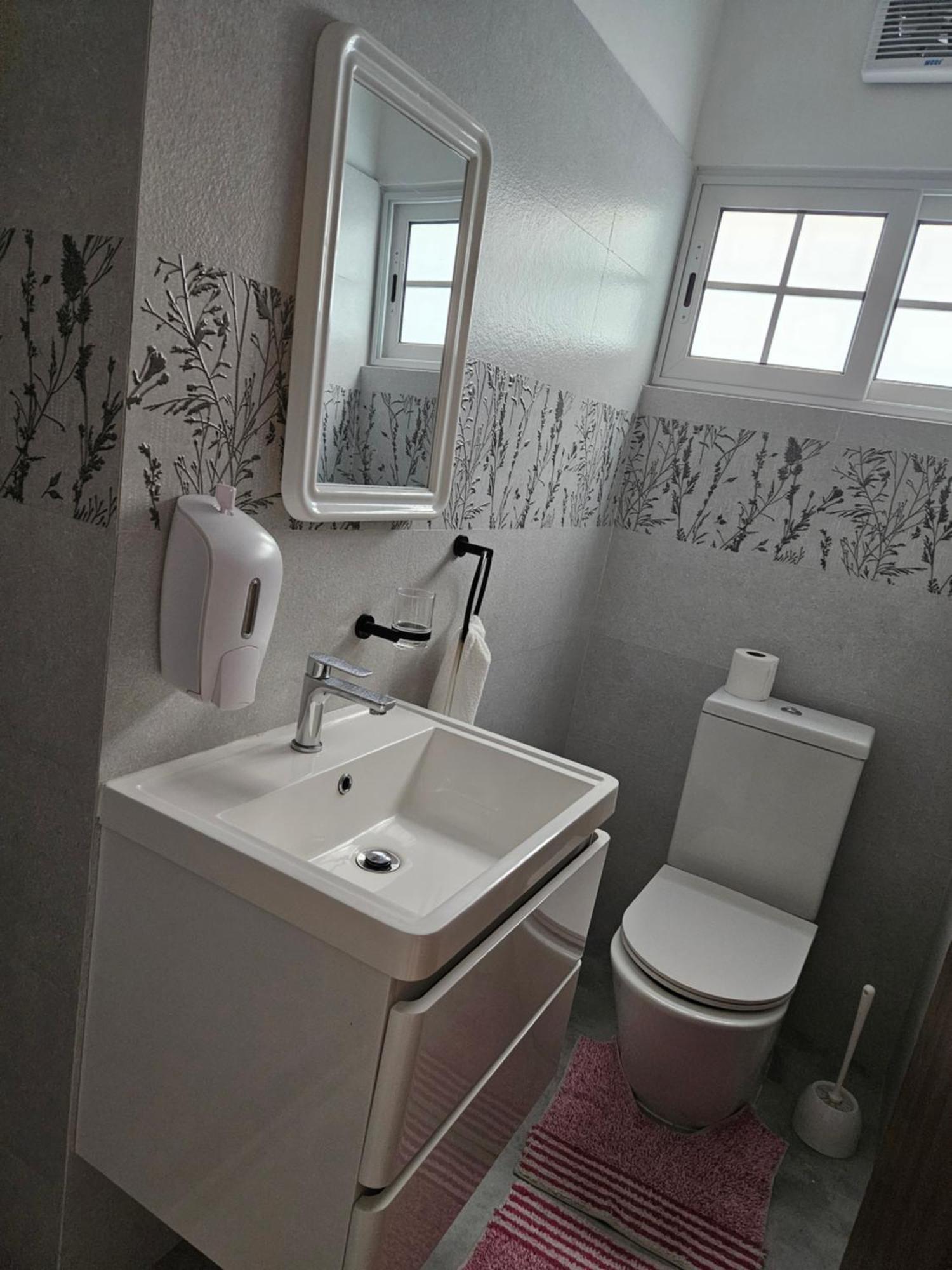 فندق E&E Self Catering بو فالون المظهر الخارجي الصورة