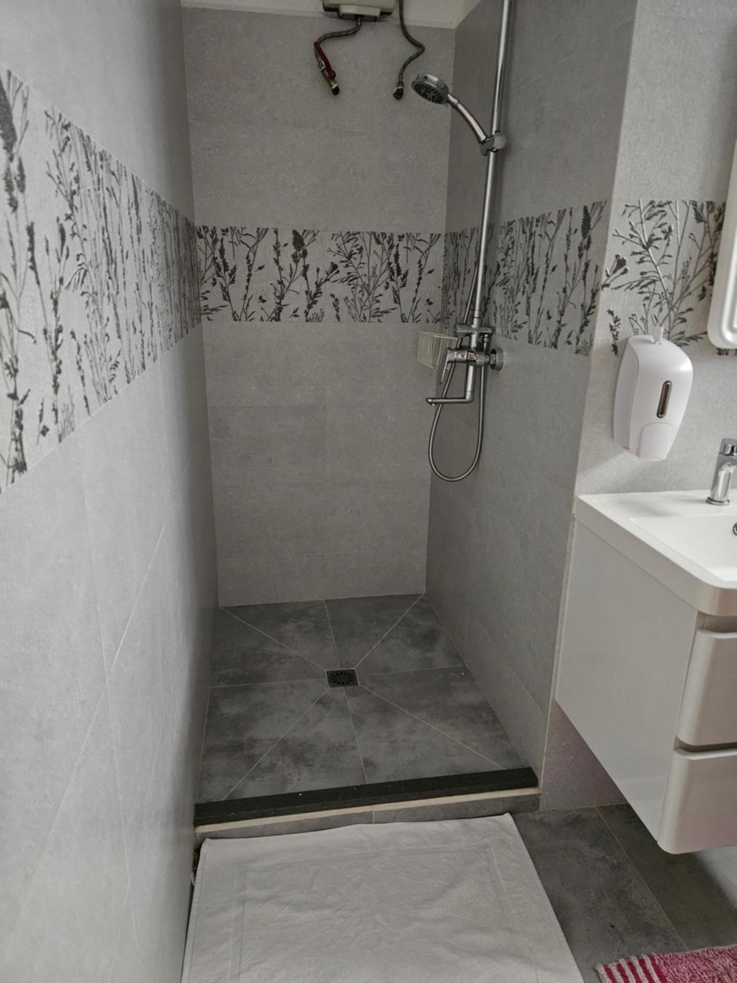 فندق E&E Self Catering بو فالون المظهر الخارجي الصورة